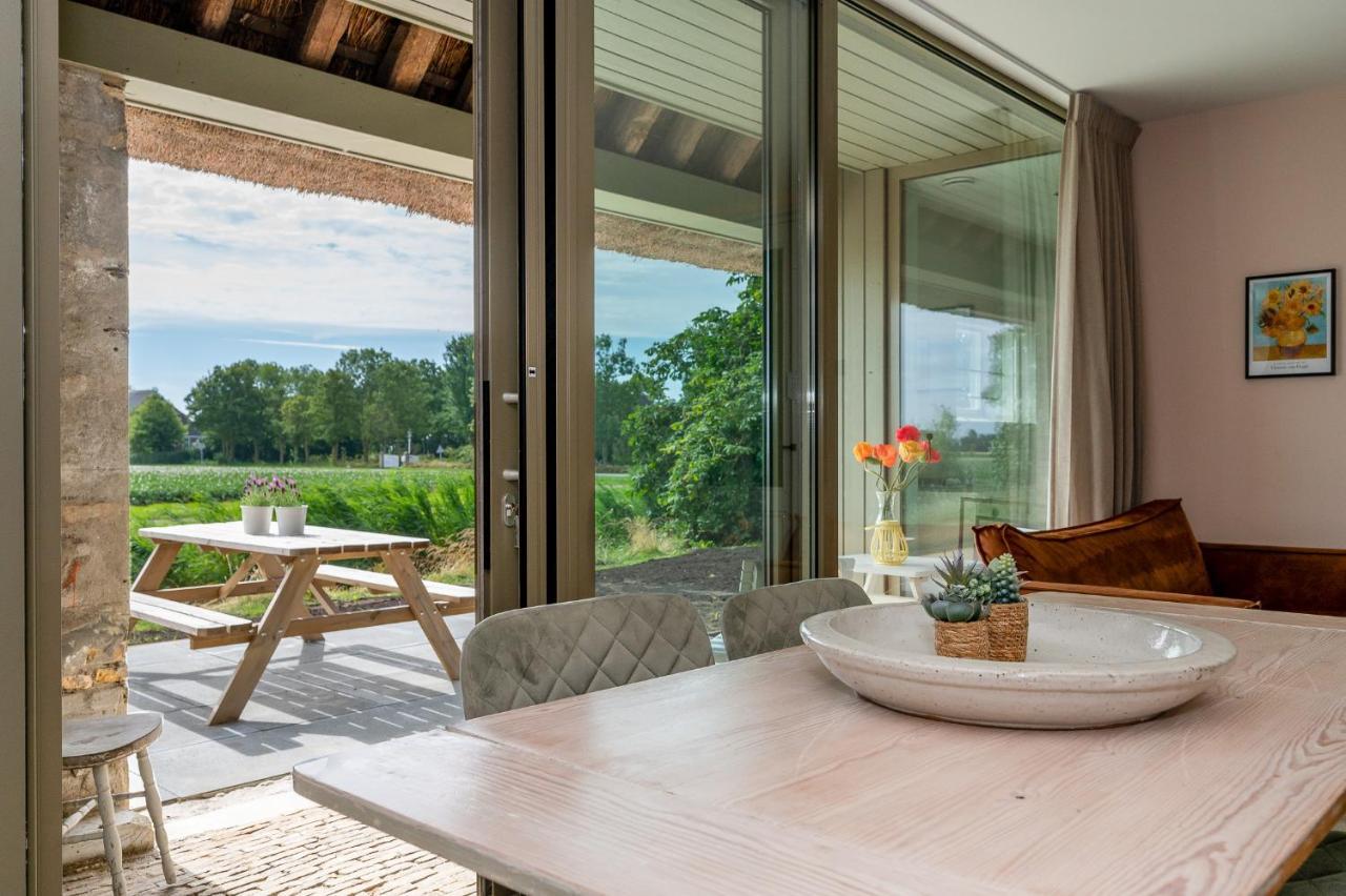 Appartement De Dageraad In Monumentale Boerderij Kimswerd Esterno foto